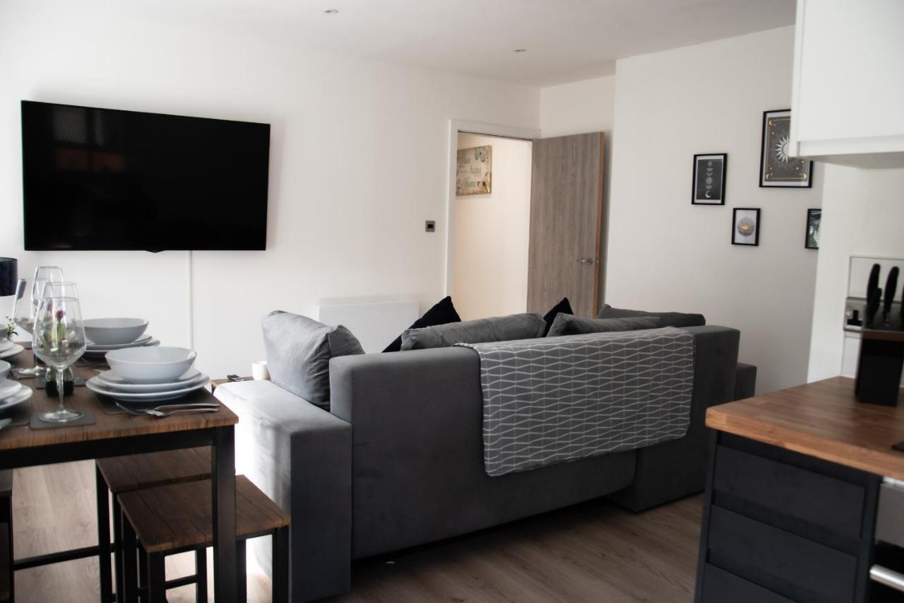Bv Apt 2 Bedroom At Holmfirth Perfect Views Huddersfield Exterior photo